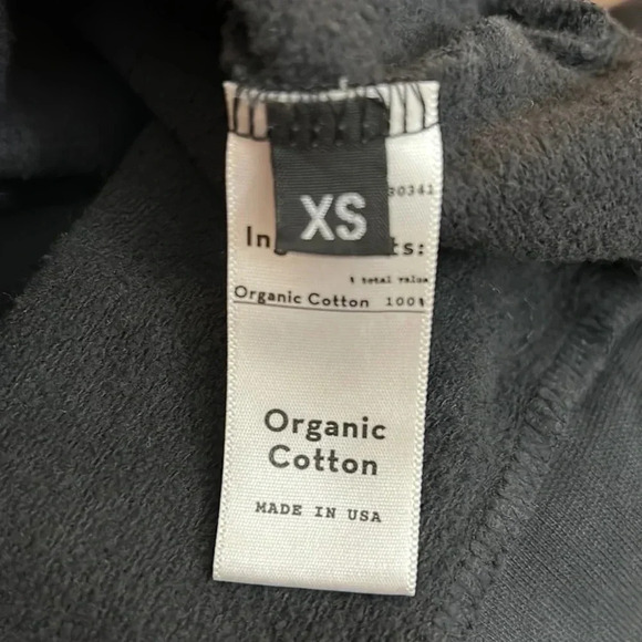 Wanderlust Find Your True North Sweatshirt - Picture 4 of 4